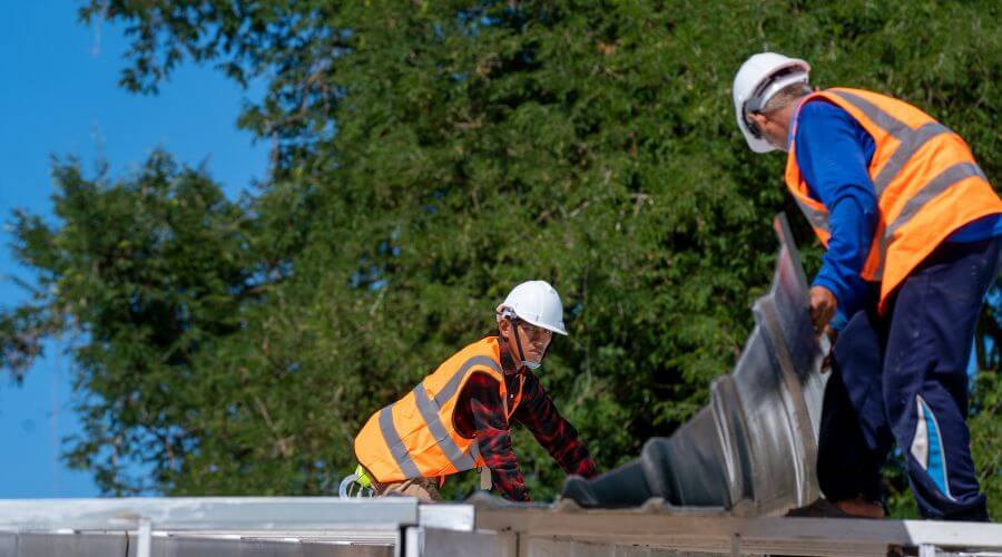 Expert Emergency Roof Repairs services in South China, ME